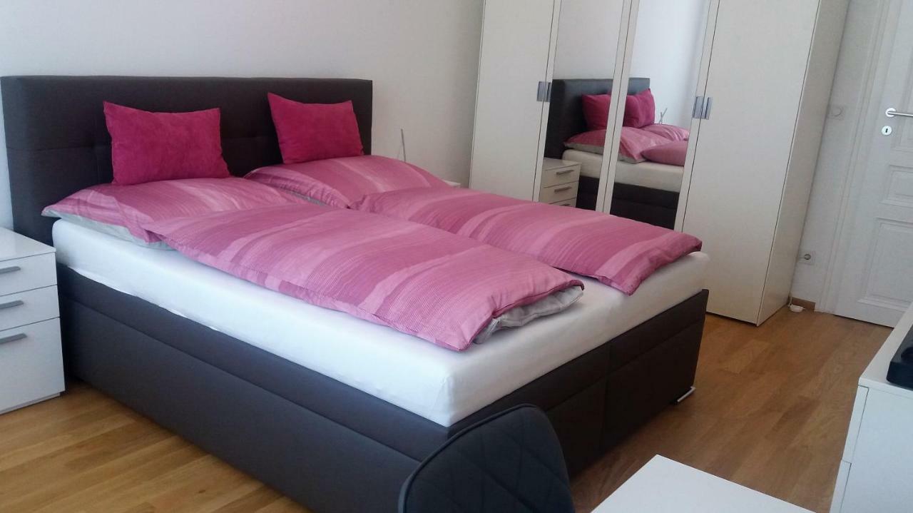 Kurzzeit-Apartment Nussdorf เวียนนา ภายนอก รูปภาพ
