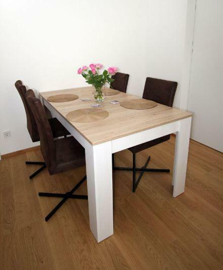 Kurzzeit-Apartment Nussdorf เวียนนา ภายนอก รูปภาพ